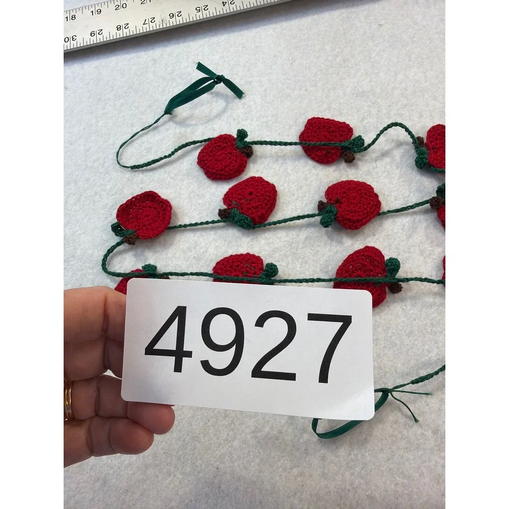 Handmade Crochet Apple Garland Red Green Fruit Fall teacher Decor 46 Inch 4927